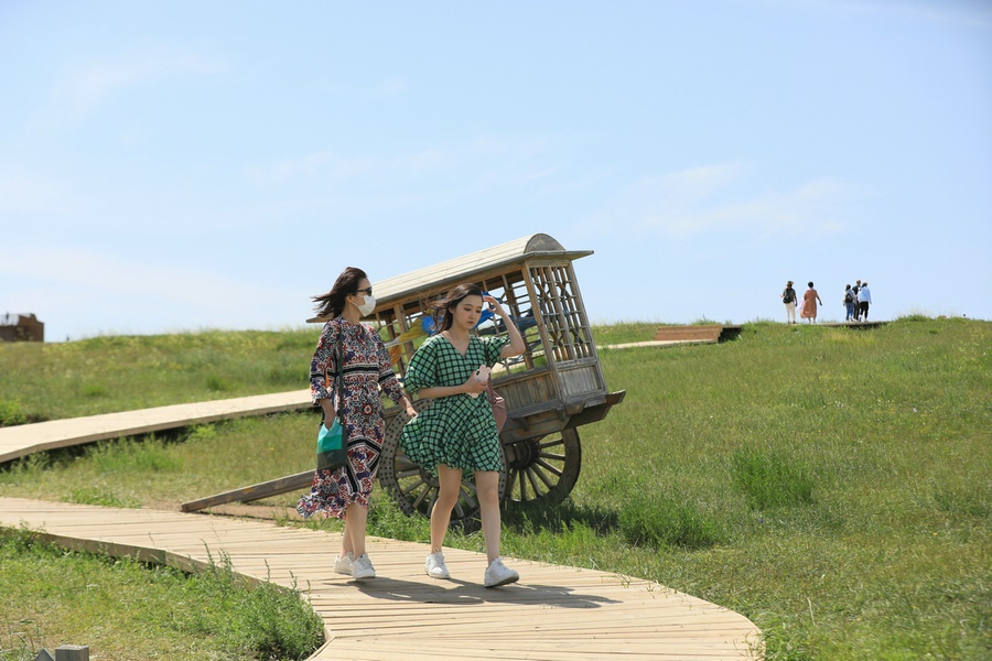 【大美邊疆·飛閱內(nèi)蒙古】空中俯瞰鹿城之巔云中草原