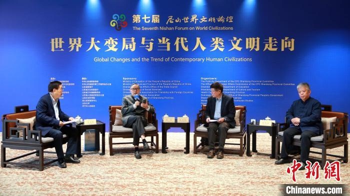 9月27日，第七屆尼山世界文明論壇首場高端對話舉行。　梁犇 攝