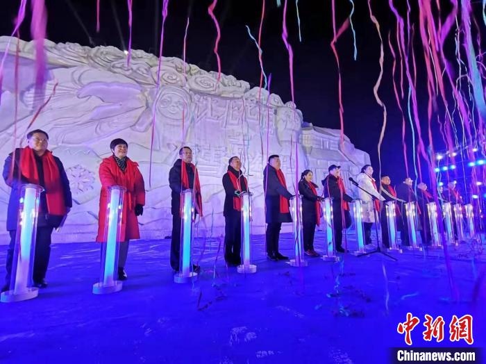 啟動(dòng)儀式現(xiàn)場(chǎng)?！≮w桂華 攝