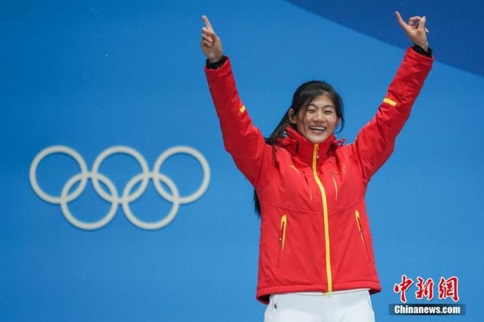 劉佳宇在平昌獲得銀牌。<a target='_blank' href='/'>中新社</a>記者 崔楠 攝
