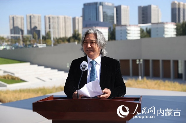 全國政協(xié)副秘書長、民盟中央專職副主席、中國美術(shù)館館長、中國城市雕塑家協(xié)會主席吳為山開幕致辭。王劭凱攝