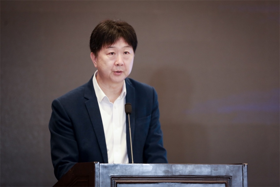 中國(guó)民主法制出版社黨委書記、社長(zhǎng)、總編輯 劉海濤