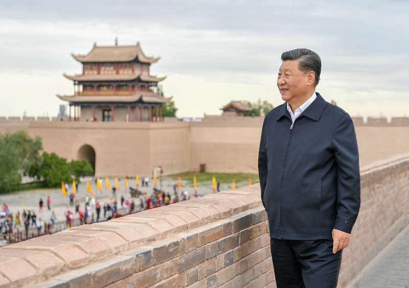 2019年8月20日，習(xí)近平總書記來到嘉峪關(guān)關(guān)城，登上城樓察看關(guān)城整體面貌，聽取河西走廊長(zhǎng)城、關(guān)隘歷史文化情況介紹。