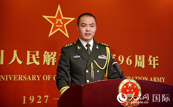 中國駐瑞典大使館李珂副武官致辭。人民網記者 殷淼攝