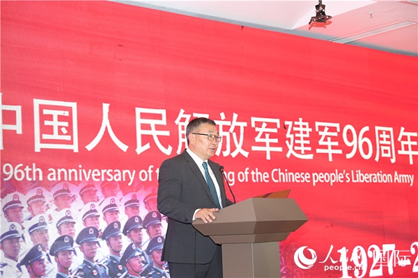 蒙古國(guó)國(guó)防部副部長(zhǎng)瑪格奈致辭。人民網(wǎng)記者 霍文攝J