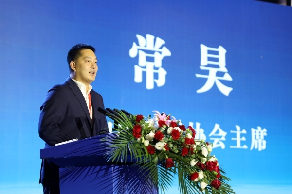 中國(guó)圍棋協(xié)會(huì)主席常昊致辭。人民網(wǎng)記者 李乃妍攝