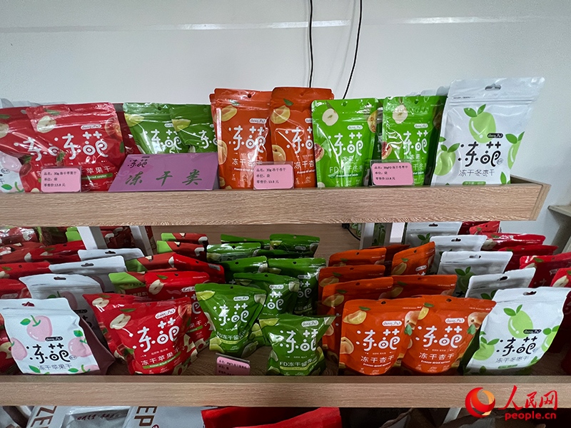 各種凍干食品。人民網(wǎng)記者 常雪梅攝