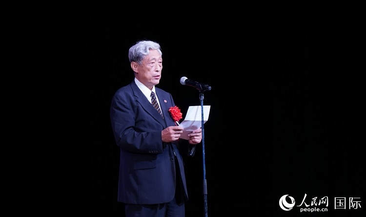 全華聯(lián)會(huì)長(zhǎng)何德倫發(fā)表致辭。人民網(wǎng) 蔣曉辰攝