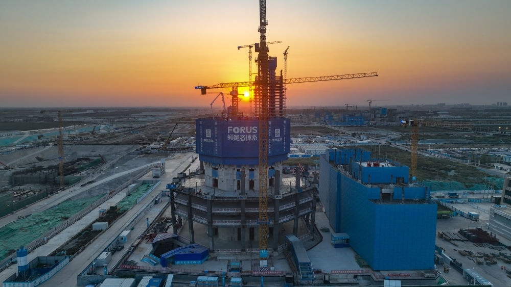 在雄安新區(qū)啟動區(qū)拍攝的中國中化大廈項目（9月21日攝，無人機照片）。新華社記者 張鋮 攝