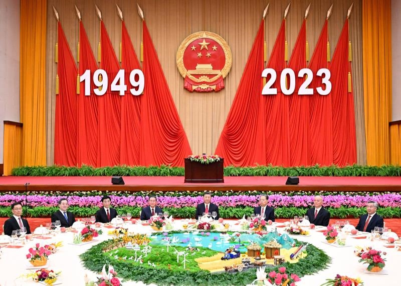 △2023年9月28日，慶祝中華人民共和國(guó)成立74周年招待會(huì)在北京人民大會(huì)堂舉行。