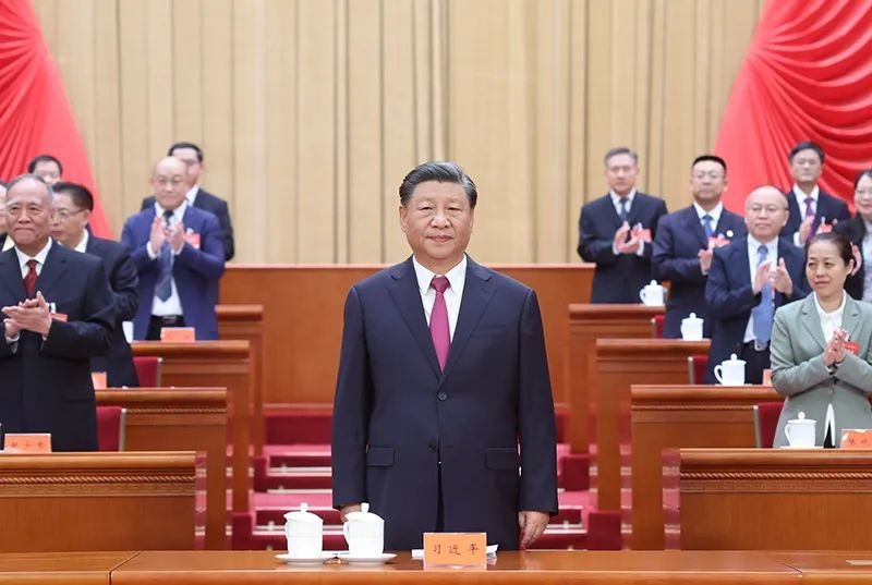 △2023年10月9日，中國工會第十八次全國代表大會在北京人民大會堂開幕。習(xí)近平總書記到會祝賀。