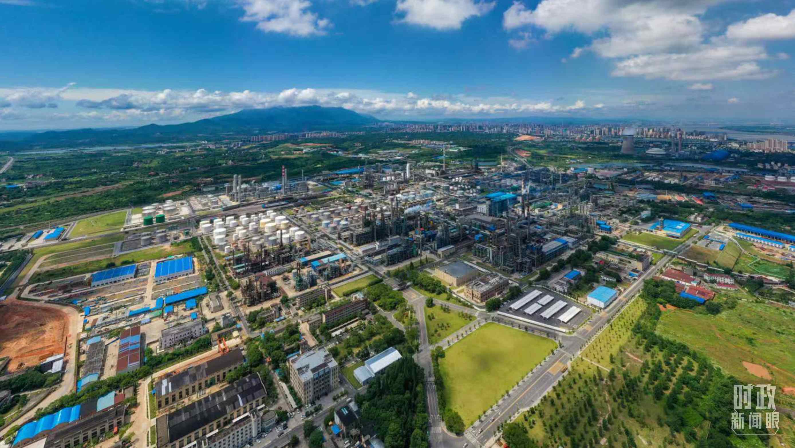 △中國石化九江分公司。（總臺記者劉陽拍攝）