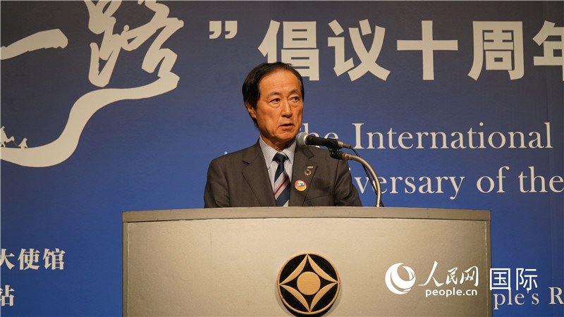 日本經(jīng)團聯(lián)副會長佐藤康博發(fā)言。人民網(wǎng) 蔣曉辰攝
