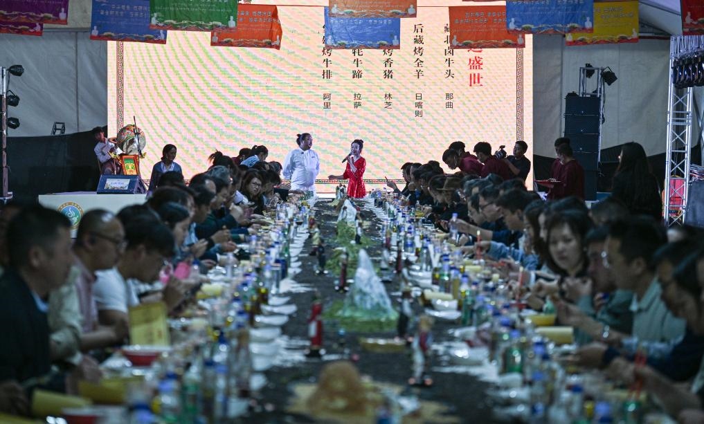 西藏味道美食體驗周活動現(xiàn)場。新華社記者晉美多吉 攝
