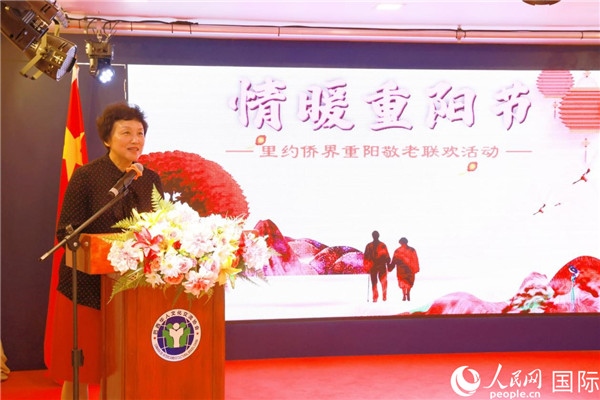 當(dāng)?shù)貢r(shí)間10月23日，國務(wù)院僑務(wù)辦公室主任陳旭（中）在巴西里約熱內(nèi)盧出席國務(wù)院僑辦代表團(tuán)與里約僑界座談會(huì)。 王天聰 攝