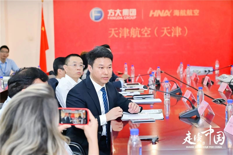 巴航工業(yè)大中華區(qū)商用飛機(jī)客戶支援經(jīng)理?xiàng)詈２?。主辦方供圖