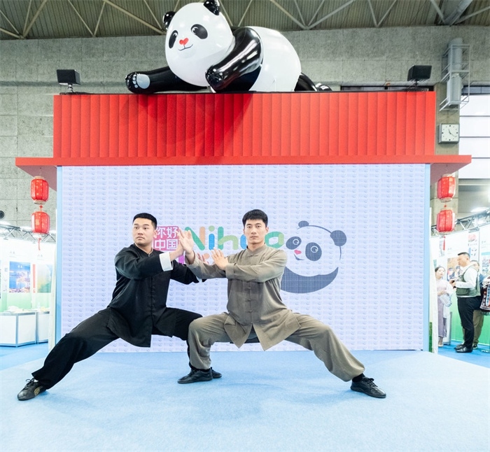日本國際旅游博覽會期間中國展館的太極拳表演。圖片由中國駐東京旅游辦事處提供