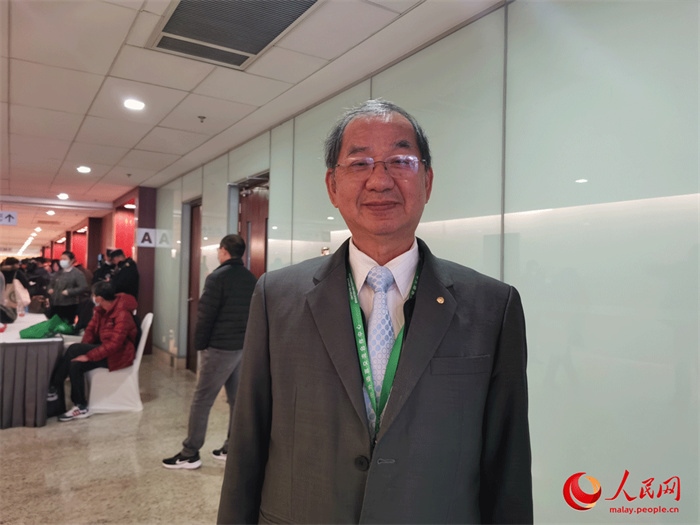 2.馬來西亞漢文化中心主席吳恒燦在北京出席世界中文大會(huì)。人民網(wǎng) 楊春燕攝