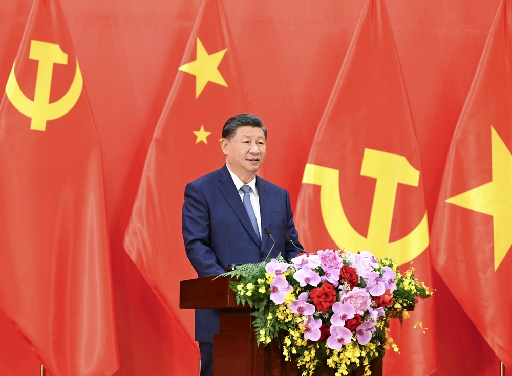 習近平總書記發(fā)表題為《賡續(xù)傳統(tǒng)友誼，開創(chuàng)中越命運共同體建設新征程》的重要講話。