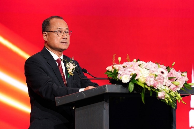 第十四屆全國政協(xié)常委、香港中華總商會會長蔡冠深致辭。阿聯(lián)酋中華工商總會供圖