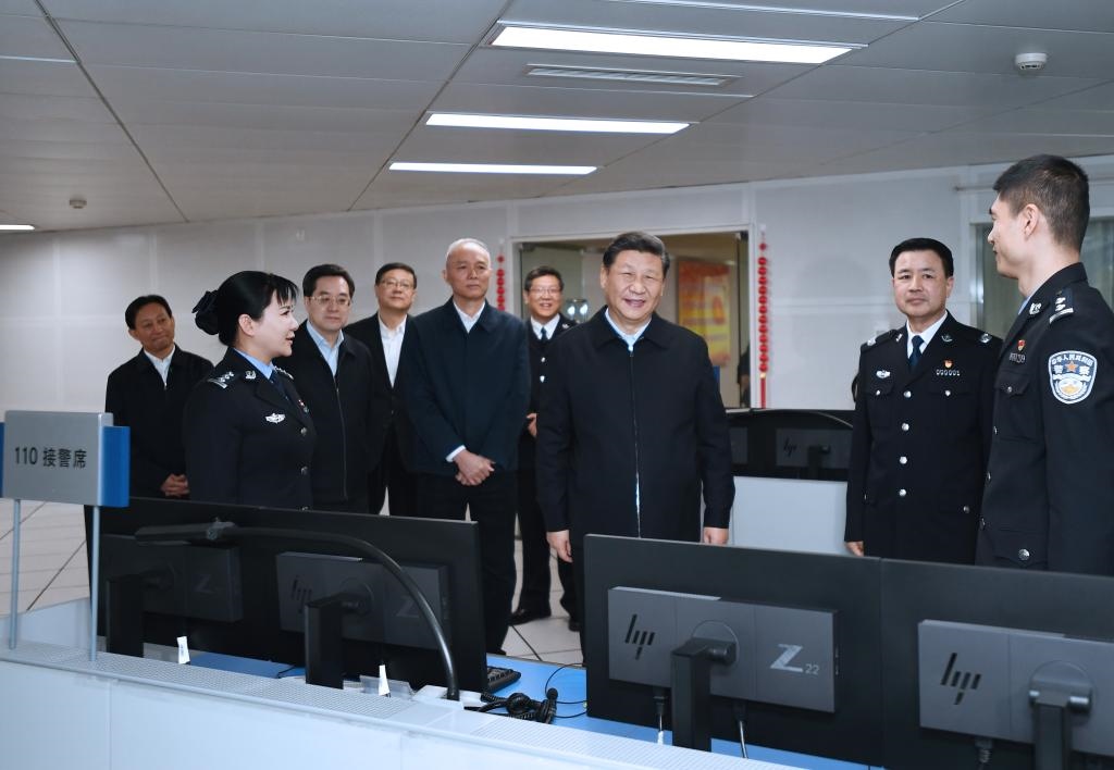 2019年2月1日上午，習(xí)近平總書記在北京市公安局看望慰問公安民警，并向全國廣大公安民警拜年。新華社記者 謝環(huán)馳 攝