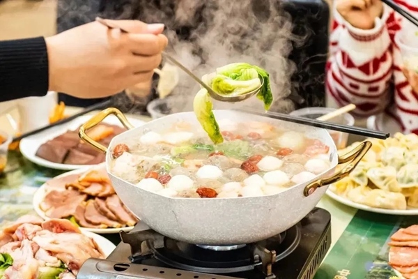 華南理工大學(xué)推出火鍋年夜飯。校方供圖