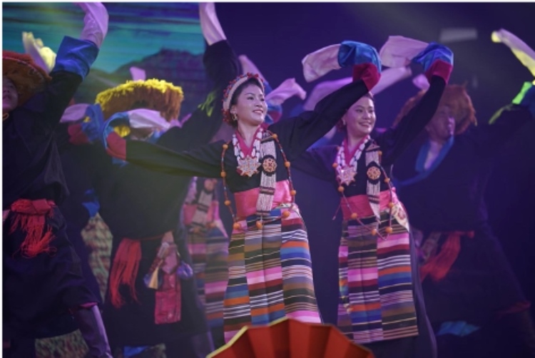 圖為2024“歡樂春節(jié)”中泰互致新春賀辭活動現(xiàn)場。 中國駐泰國大使館文化處供圖