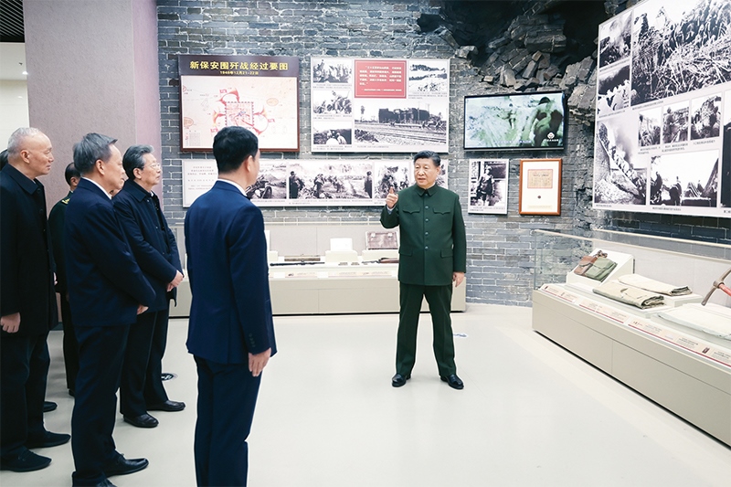 2024年2月1日至2日，中共中央總書記、國家主席、中央軍委主席習近平來到天津，看望慰問基層干部群眾。這是2日上午，習近平在平津戰(zhàn)役紀念館考察。 新華社記者 鞠鵬/攝