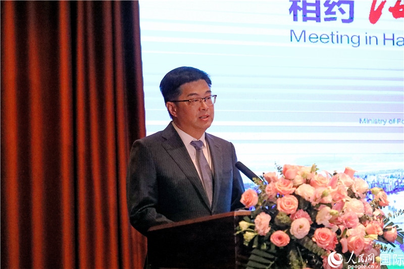 海南省人民政府副省長(zhǎng)陳懷宇在宣介會(huì)上致辭。人民網(wǎng)記者趙益普攝
