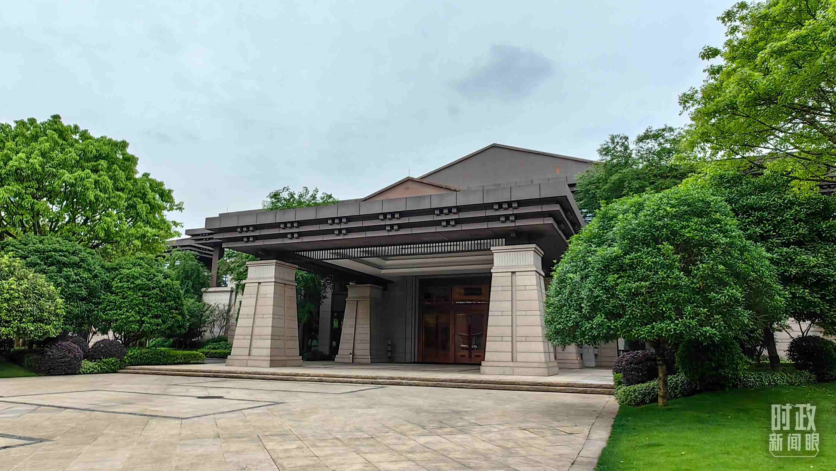△重慶市渝州賓館，新時(shí)代推動(dòng)西部大開發(fā)座談會(huì)在這里召開。（總臺(tái)央視記者段德文拍攝）