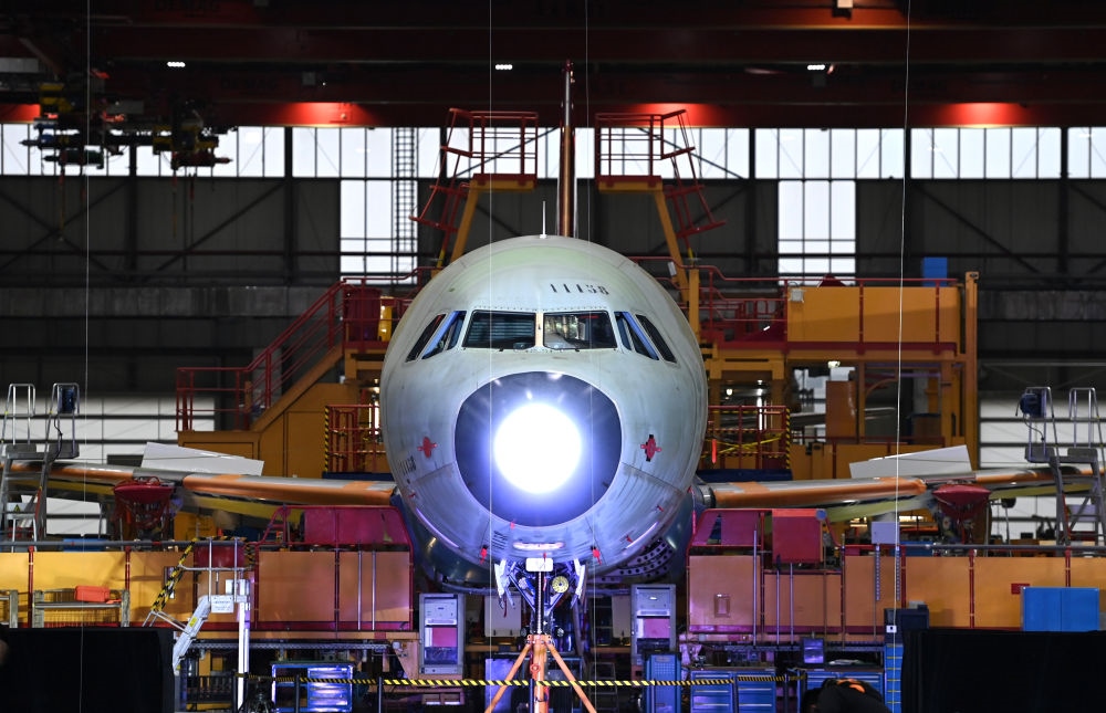 2022年11月9日，在空客天津總裝線，其首架空客A321飛機(jī)上線開始總裝。新華社記者 趙子碩 攝