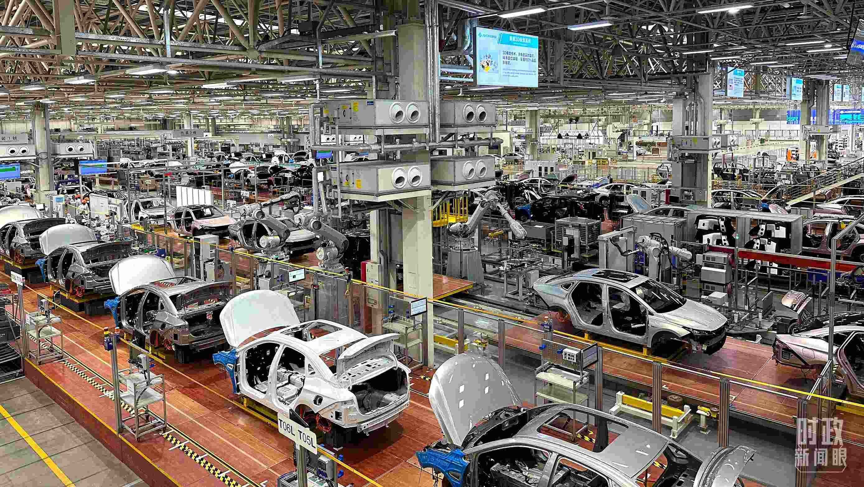 廣州廣汽埃安總裝車間智能生產(chǎn)線。2023年4月，習近平曾到這里考察。（總臺央視記者趙化拍攝）
