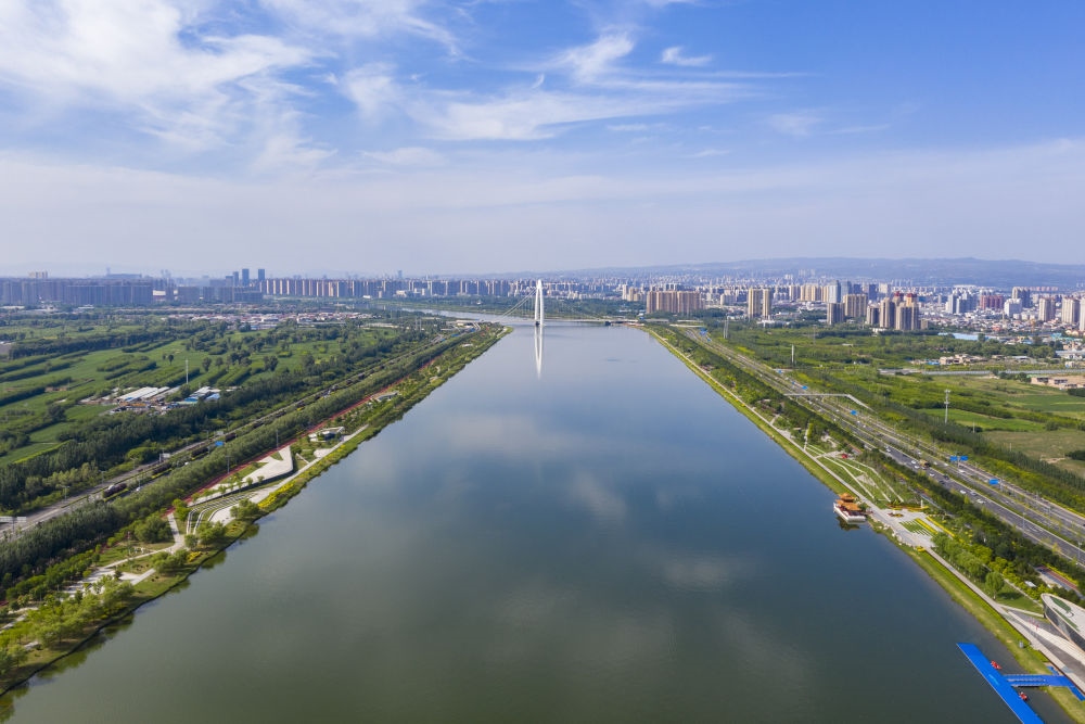 在山西省太原市拍攝的汾河（2023年6月27日攝，無人機照片）。新華社記者 楊晨光 攝