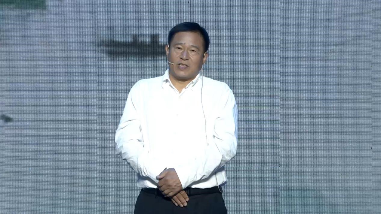 浙江大學藝術(shù)與考古學院教授林留根現(xiàn)場講述。
