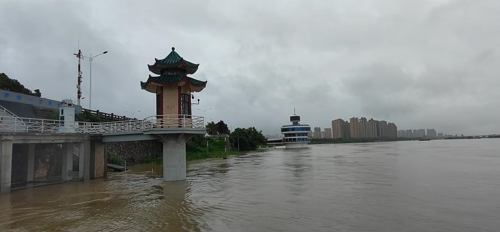 圖為洞庭湖的標志性水文站城陵磯站，也被稱為洞庭湖及長江流域水情“晴雨表”。（湖南省洞庭湖水利事務中心供圖）