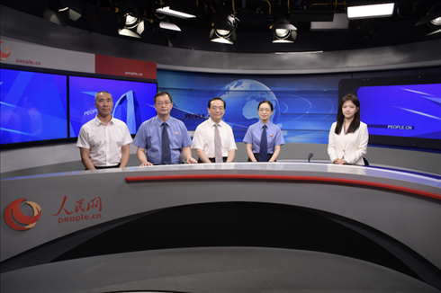 訪談現(xiàn)場。人民網(wǎng)記者 王曉嘯攝
