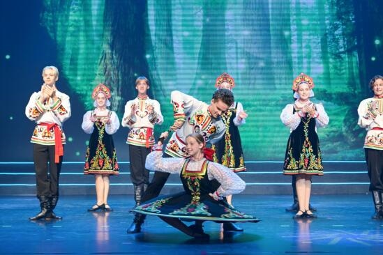 第十屆“歡動(dòng)北京”開(kāi)幕，12國(guó)青少年向未來(lái)問(wèn)好