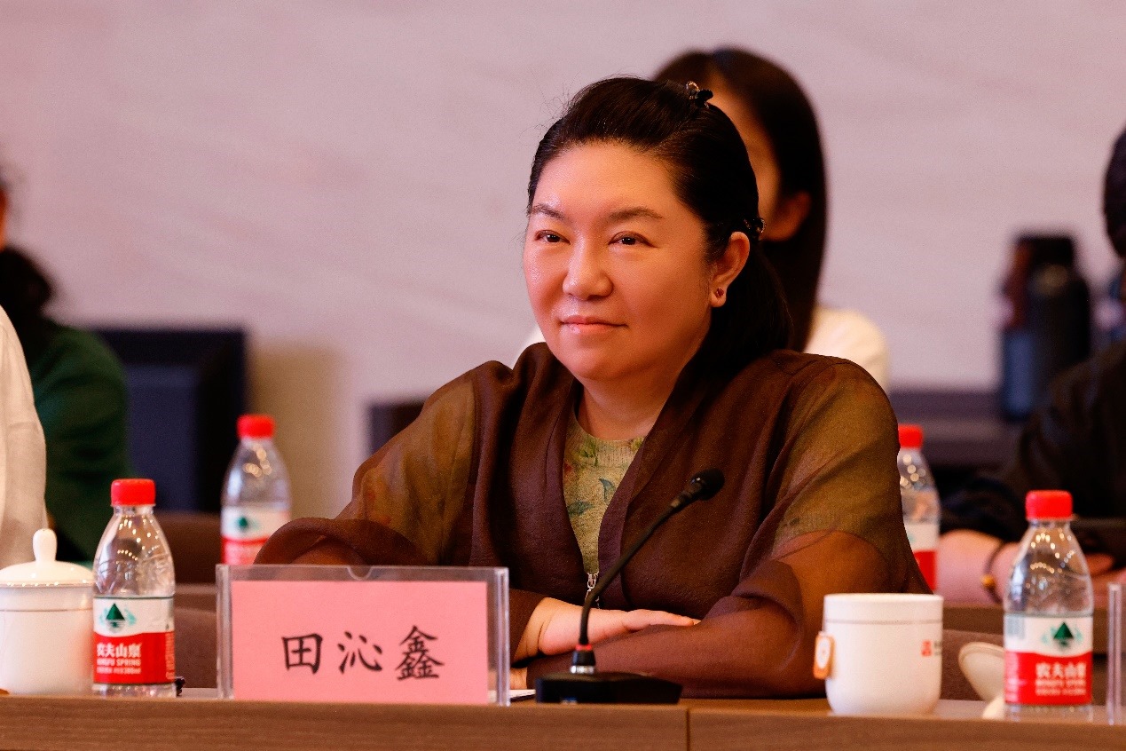 中國(guó)國(guó)家話劇院院長(zhǎng)田沁鑫。國(guó)話供圖
