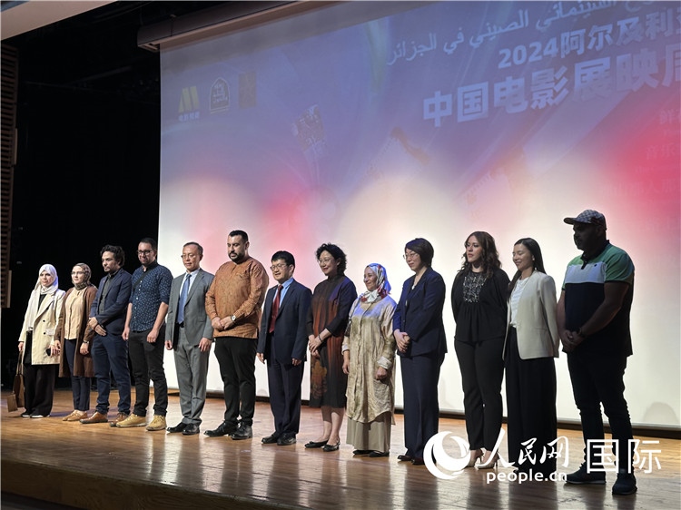 中阿兩國(guó)官員、電影行業(yè)從業(yè)者、媒體代表等出席開幕式 郝瑞敏攝