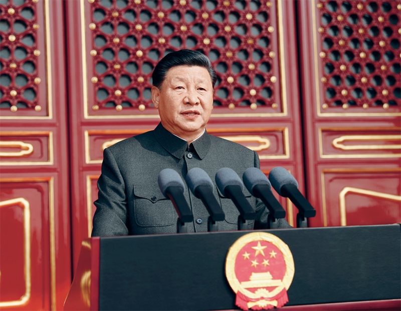 2019年10月1日，慶祝中華人民共和國(guó)成立70周年大會(huì)在北京天安門廣場(chǎng)隆重舉行。中共中央總書記、國(guó)家主席、中央軍委主席習(xí)近平發(fā)表重要講話。 新華社記者 鞠鵬/攝