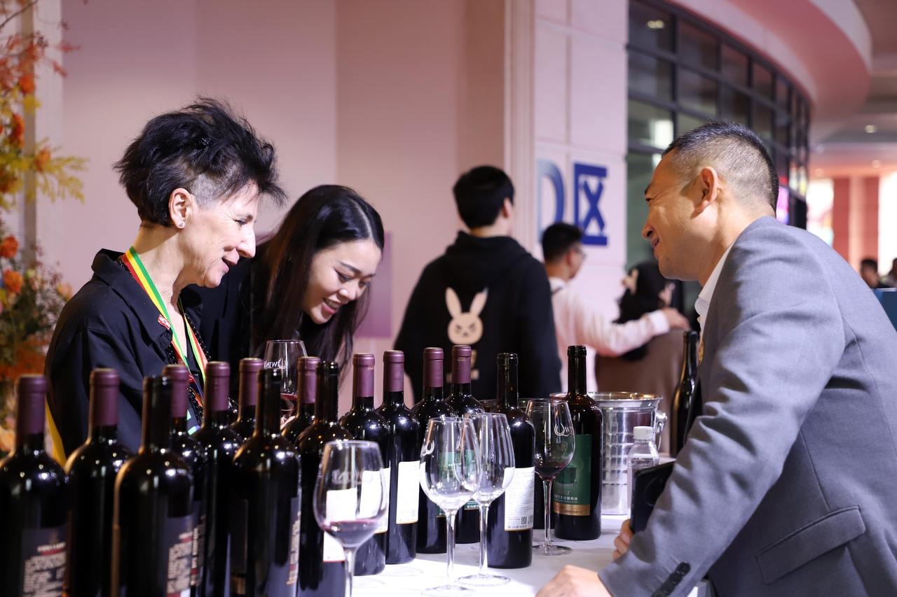 第五屆華僑進口商品博覽會在浙江青田開幕。新華社記者 張曉潔 攝