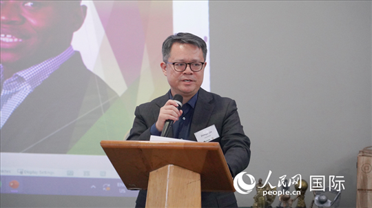 中國(guó)駐南非使館經(jīng)商處參贊邱忠義發(fā)言。 人民網(wǎng) 張茜攝