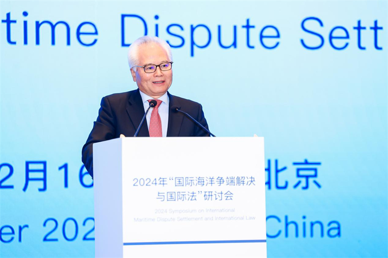華陽海洋研究中心理事長、中國南海研究院學(xué)術(shù)委員會(huì)主席吳士存在開幕式致歡迎辭。華陽海洋研究中心供圖