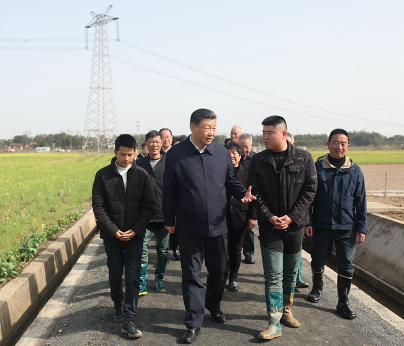 2024年3月19日，習近平總書記在湖南常德港中坪村考察。