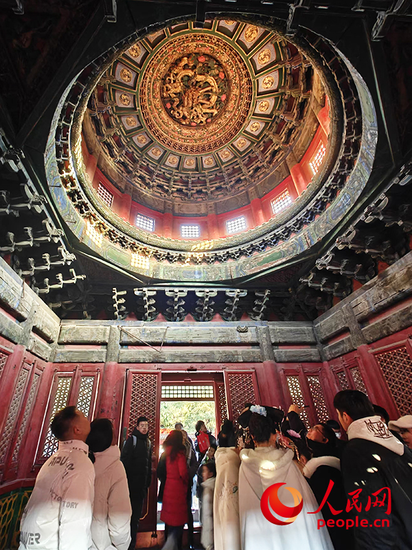 2025年1月，游客正在故宮博物院參觀。人民網(wǎng)記者 韋衍行攝