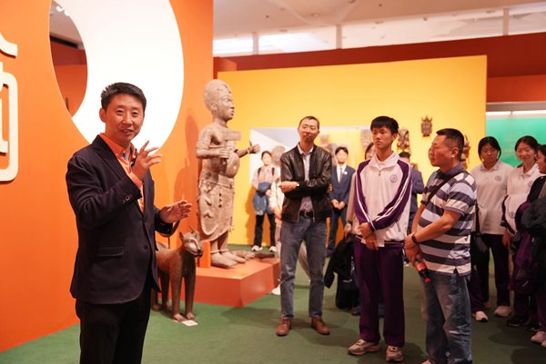 清華附中永豐學(xué)校家校共育活動舉行。校方供圖