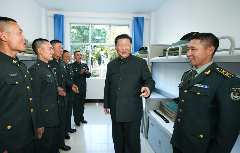 2020年1月19日，習(xí)近平主席視察駐云南部隊，深入邊防一線，看望慰問官兵。