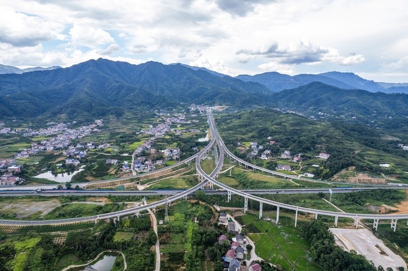 確?；緦?shí)現(xiàn)社會(huì)主義現(xiàn)代化取得決定性進(jìn)展——寫在黨的二十屆四中全會(huì)召開之際